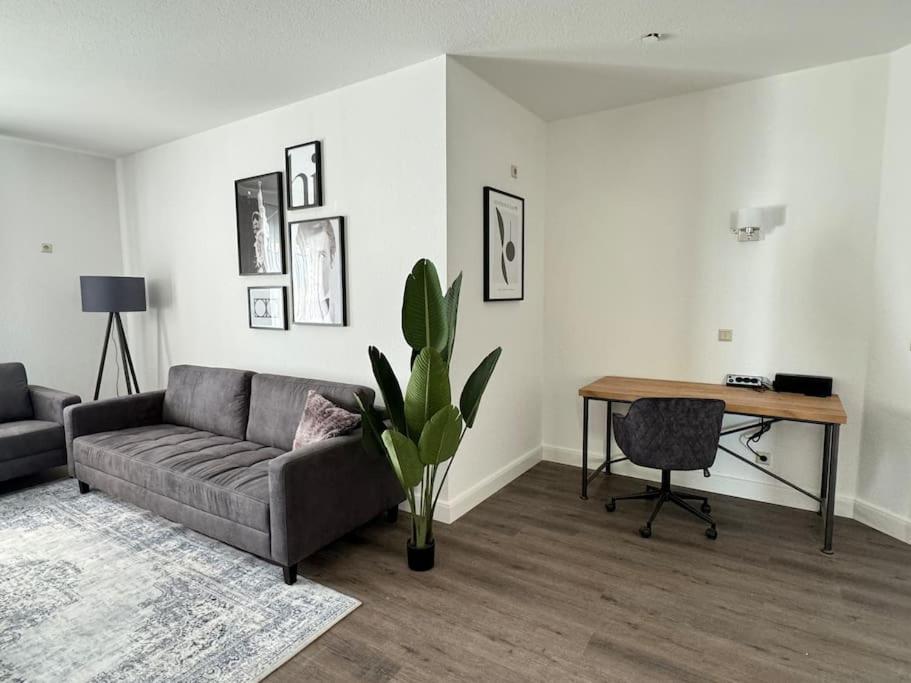 220 Qm Penthouse Wohnung Mit Fahrstuhl - Ohne Spa Mannheim Luaran gambar