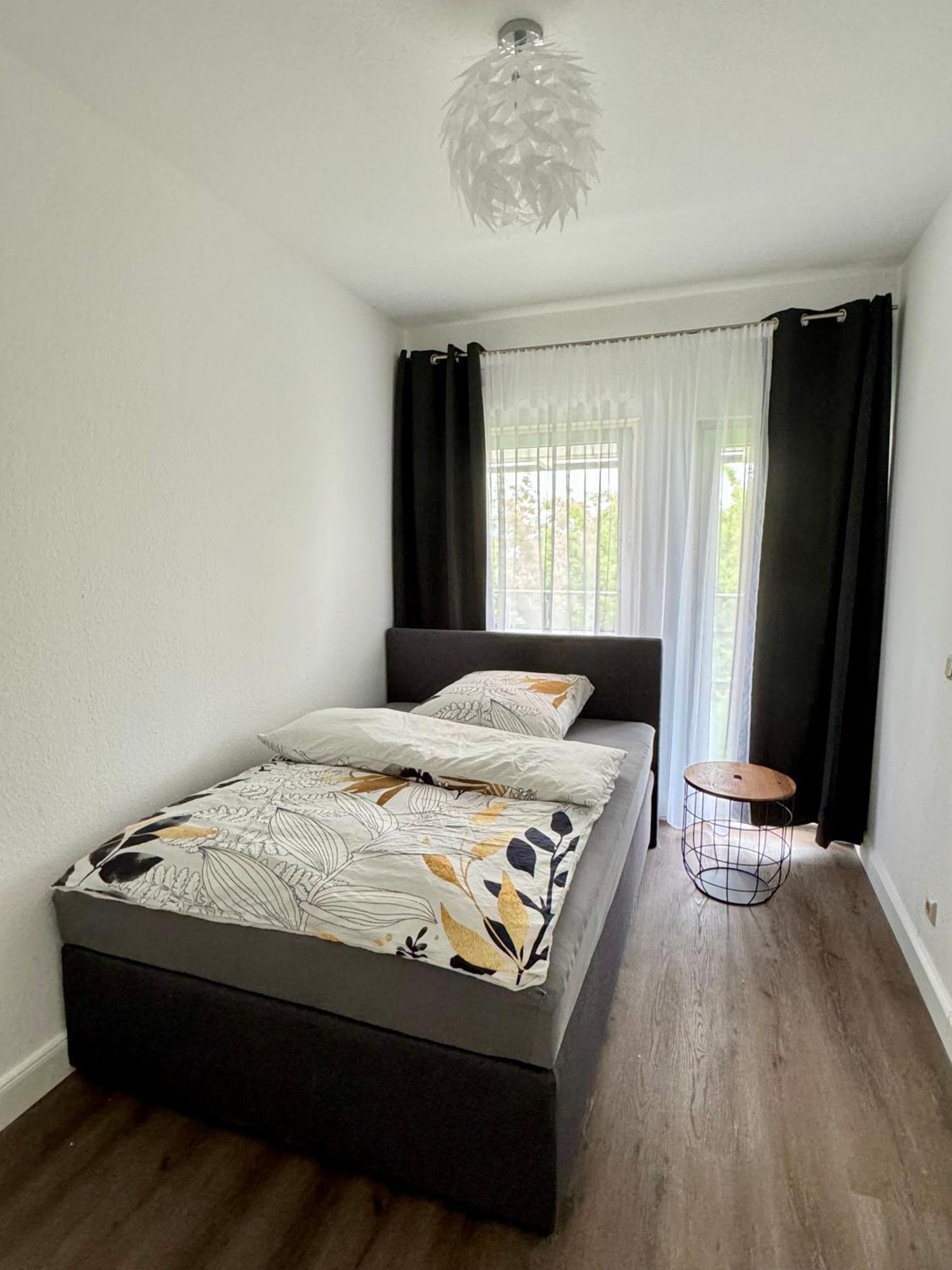 220 Qm Penthouse Wohnung Mit Fahrstuhl - Ohne Spa Mannheim Luaran gambar