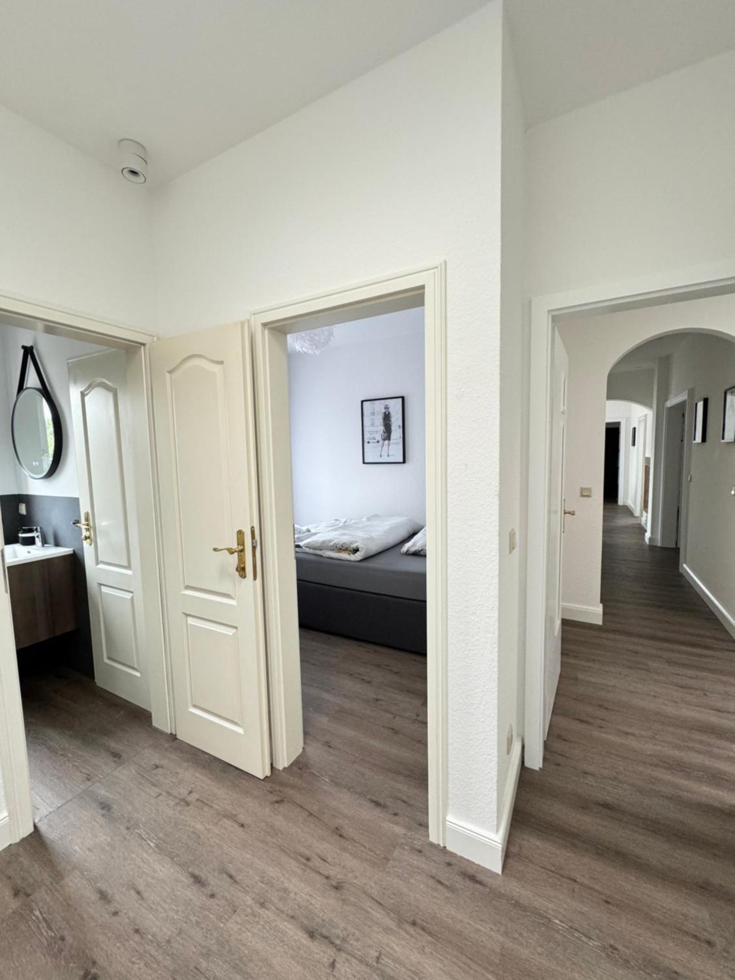 220 Qm Penthouse Wohnung Mit Fahrstuhl - Ohne Spa Mannheim Luaran gambar